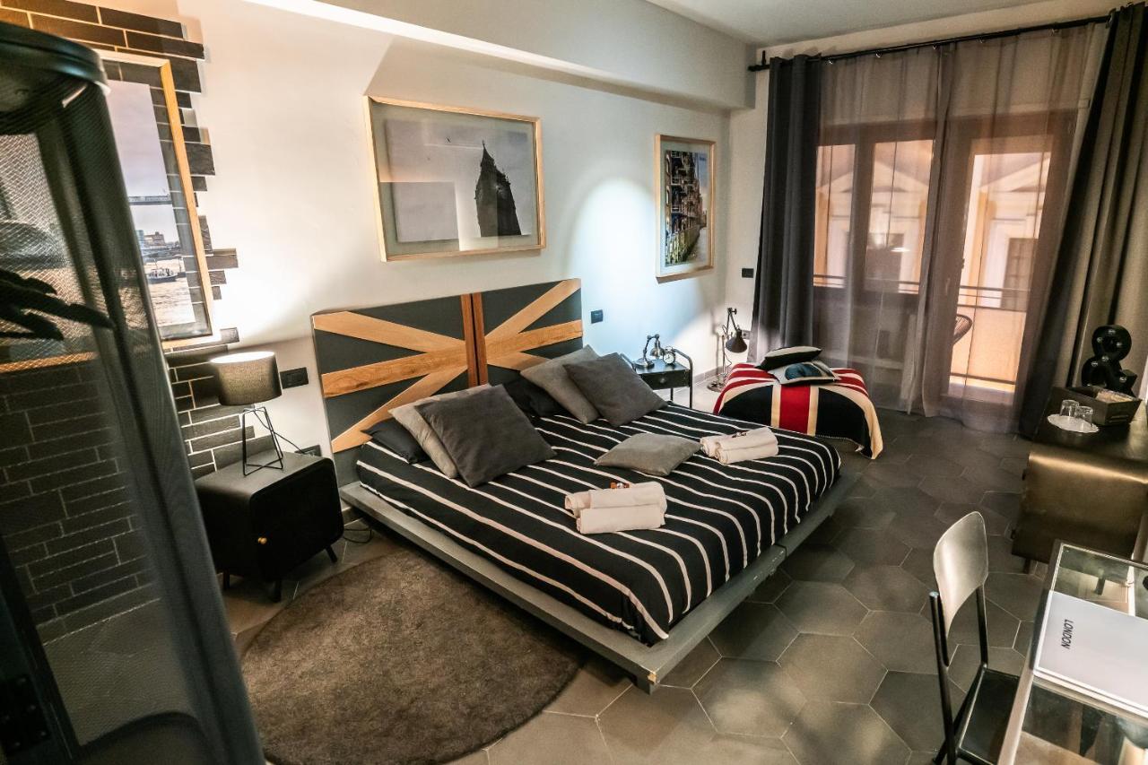 Vinto House Salerno Downtown Hotell Exteriör bild